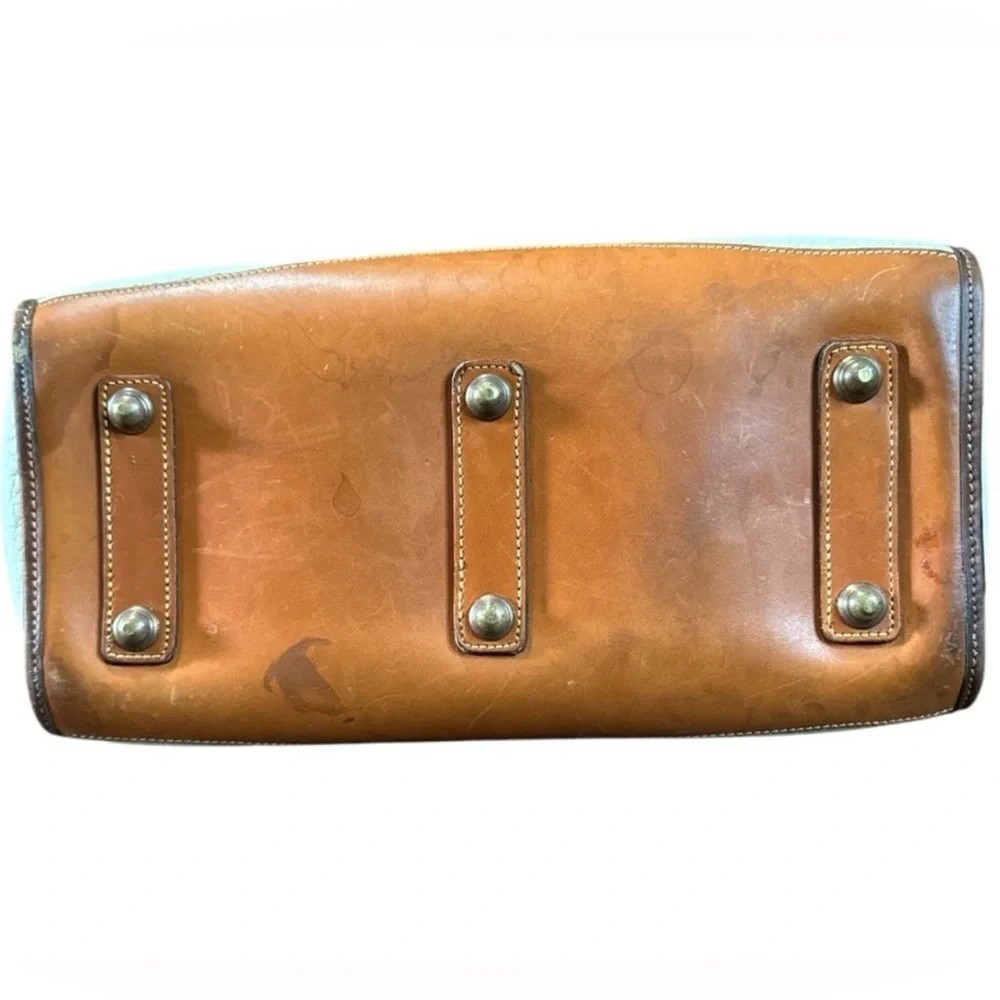 DOONEY & BOURKE ~ Vintage Off-White Pebbled and Brown Leather Satchel w/wallet - Picture 6 of 13